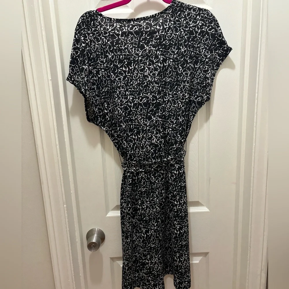 Nine West Black and White Pattern Wrap Dress - Picture 5 of 5